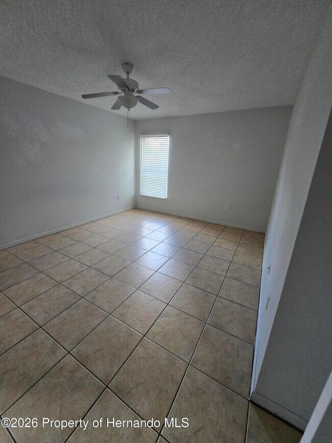 Building Photo - 5085 Courtland Rd