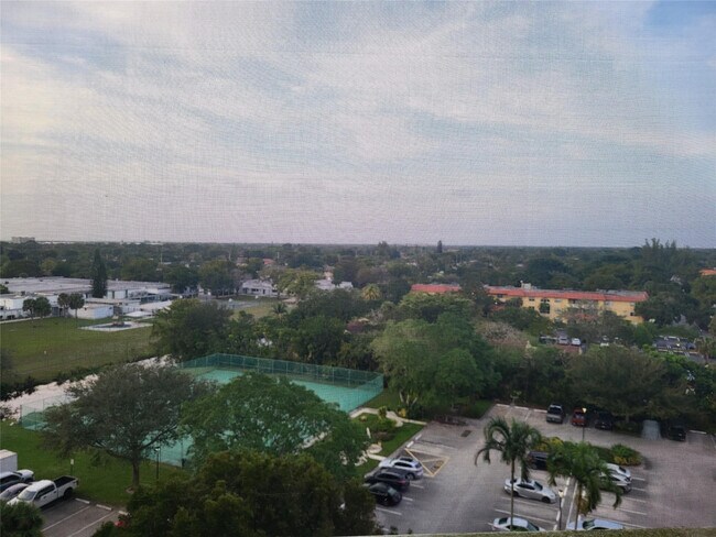 Building Photo - 10777 W Sample Rd