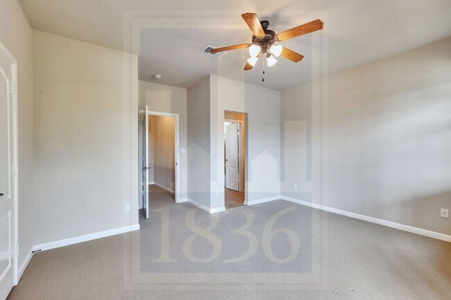 Building Photo - 150 Abbey Dr