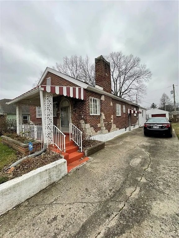 Building Photo - 921 Dennison Ave
