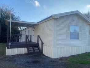 Building Photo - 1620 E Reno Rd