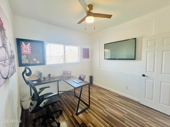 Building Photo - 2310 W Spencer Run