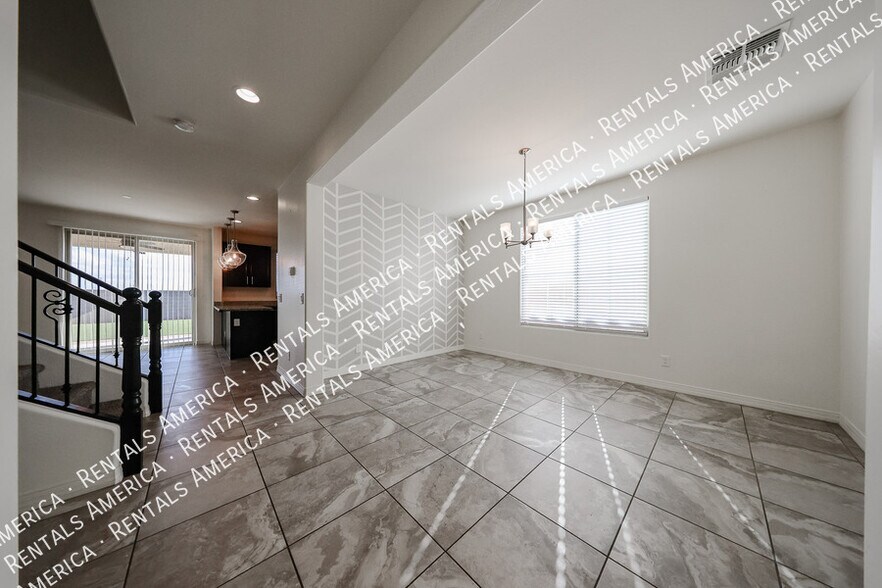 Building Photo - 17965 W Encinas Ln