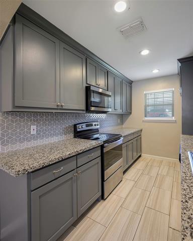 Building Photo - 1240 Carla St