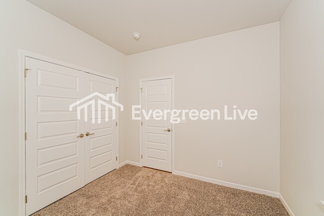 Building Photo - 152 Fenwick Pl