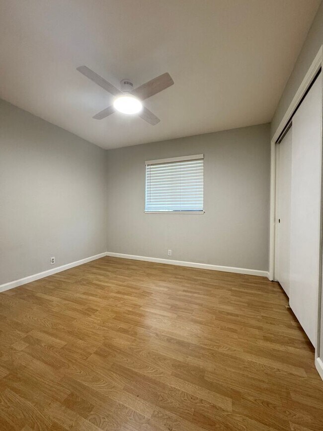 Building Photo - Beautiful home in Parkwood Estates