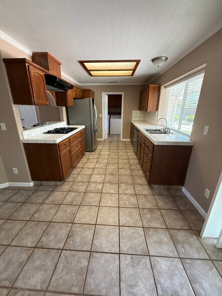 Building Photo - 38778 Goldenrod Ln