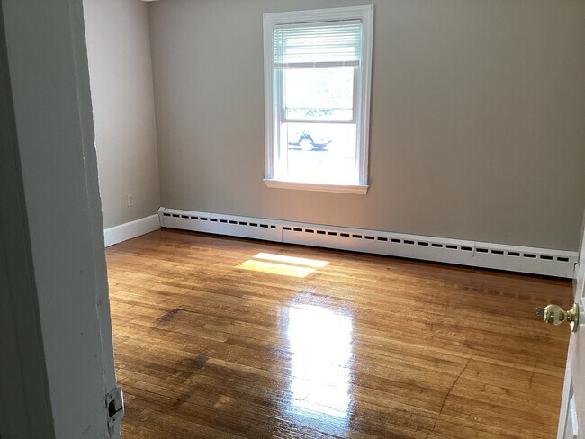Building Photo - 120 Belchertown Rd