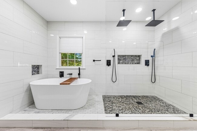 Building Photo - 9 Ridge Rd