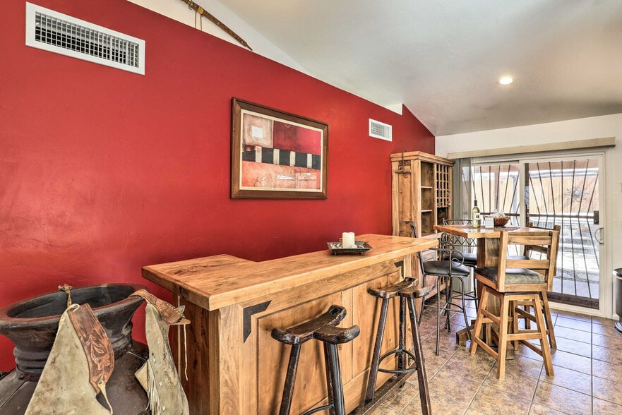 Building Photo - 4859 S Lincoln Ridge Dr