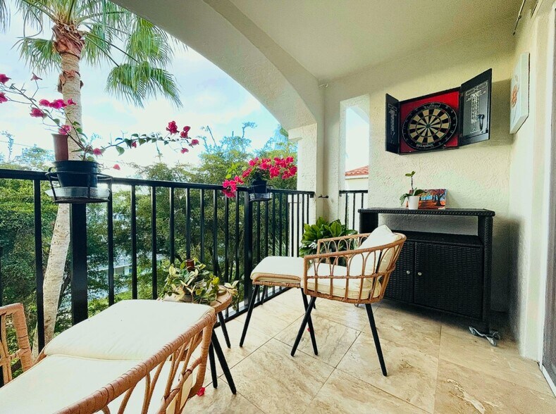 Building Photo - 1405 Tuscany Way