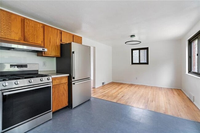 Building Photo - 5408 Verona Rd