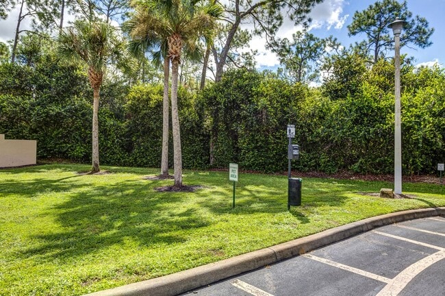 Building Photo - ** IBIS CLUB ** 3 BED / 2 BATH - CONDO - GATED COMMUNITY - SMALL PET OK! - ANNUAL RENTAL