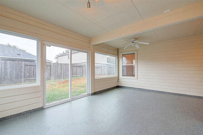Building Photo - 18218 Barkers Green Way