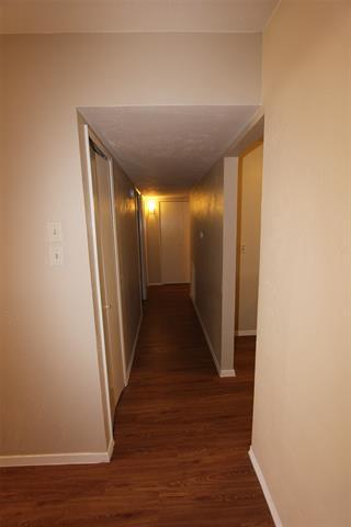 Building Photo - 110 W Way Dr