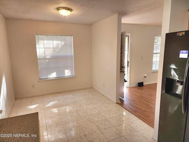 Building Photo - 2345 W 15th St