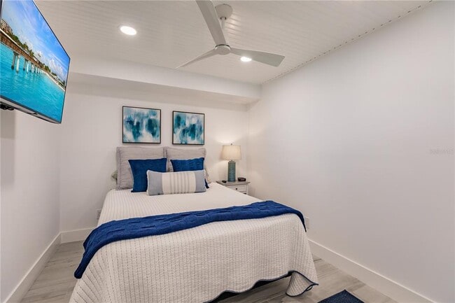 Building Photo - 6042 W Peppertree Way