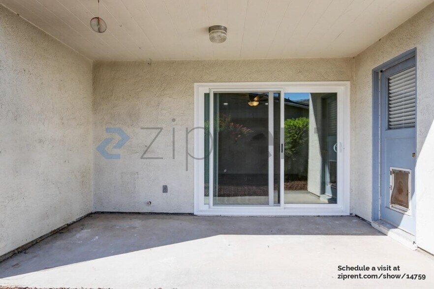 Building Photo - 6102 Templeton Dr