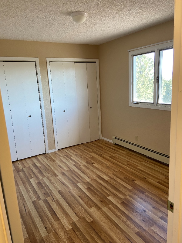 Building Photo - 718 Darby St