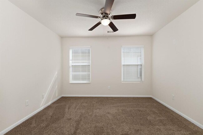 Building Photo - 18818 N Wren Arbor Cir