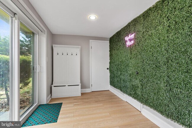 Building Photo - 1329 Colvin Forest Dr