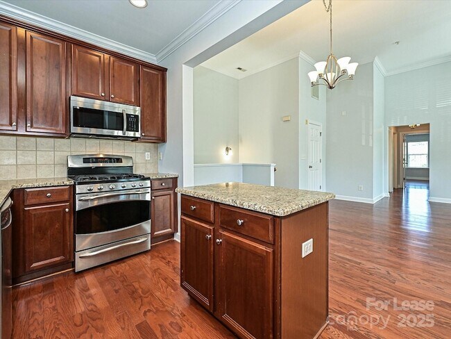 Building Photo - 14604 Monferrato Way