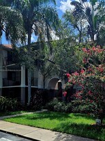 Building Photo - 10121 W Sunrise Blvd