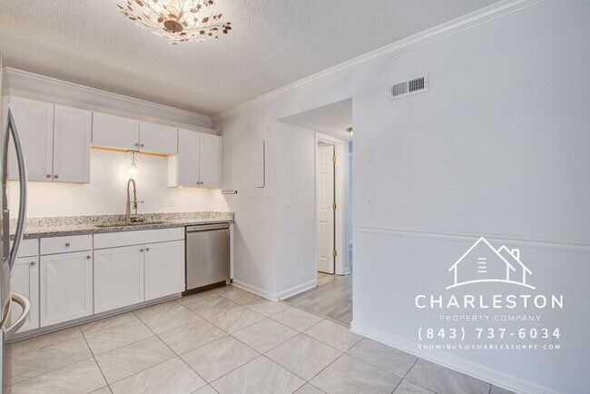 Building Photo - 1836 Mepkin Rd