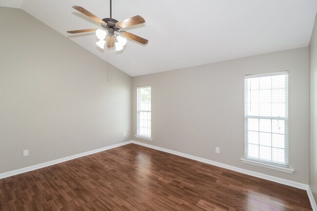 Building Photo - 2744 Dry Well Cove