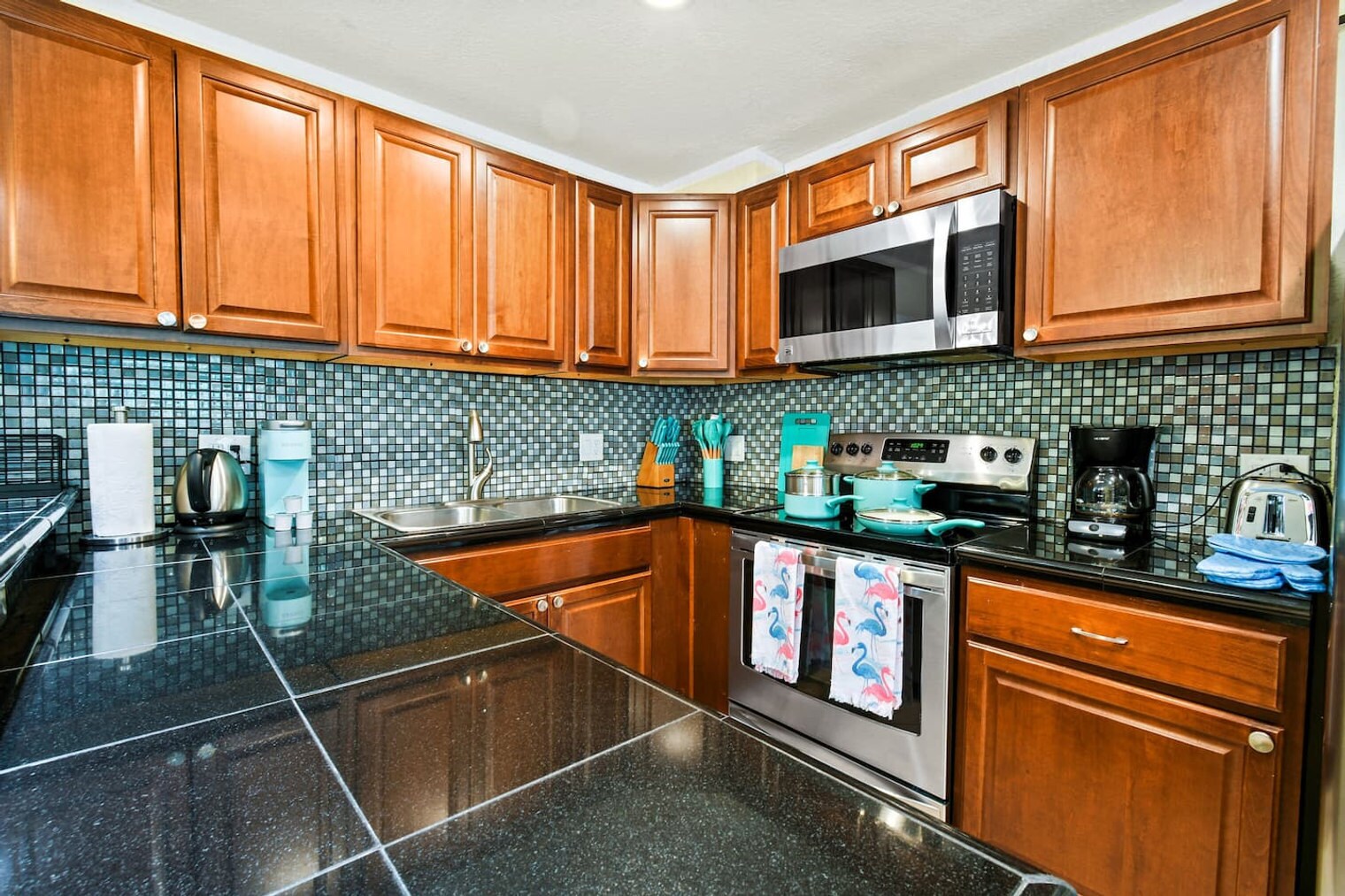 Building Photo - 3252 Florida Blvd