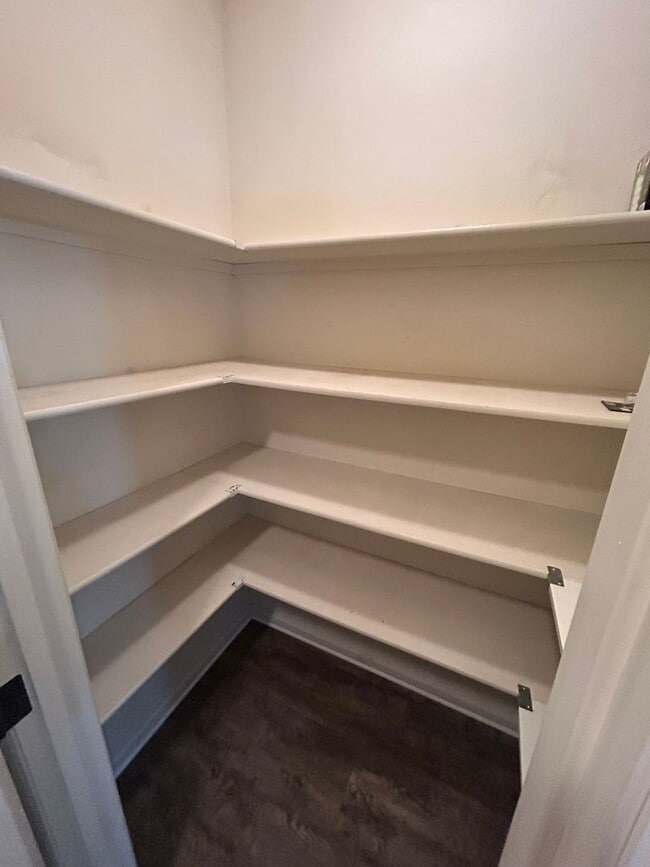 Building Photo - Comfortable 3-Bedroom Home in Gated Cottonwood Community