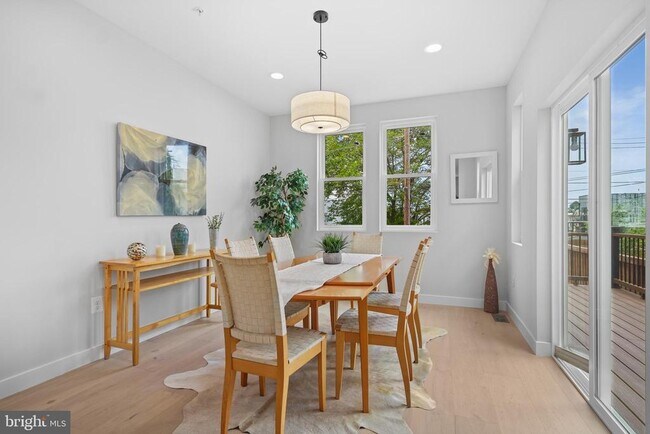 Building Photo - 4212 7th St NW