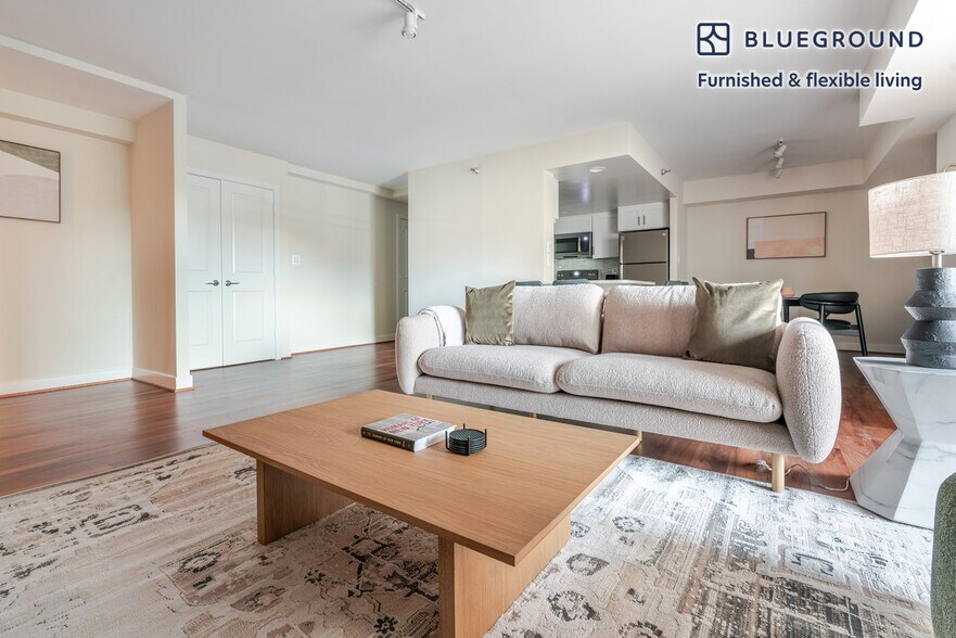 Building Photo - 4001 9th St N