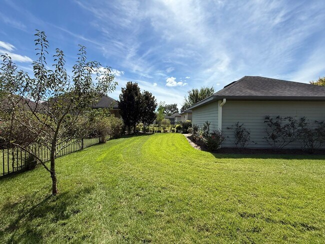 Building Photo - Beautiful Home in Oakmont Community