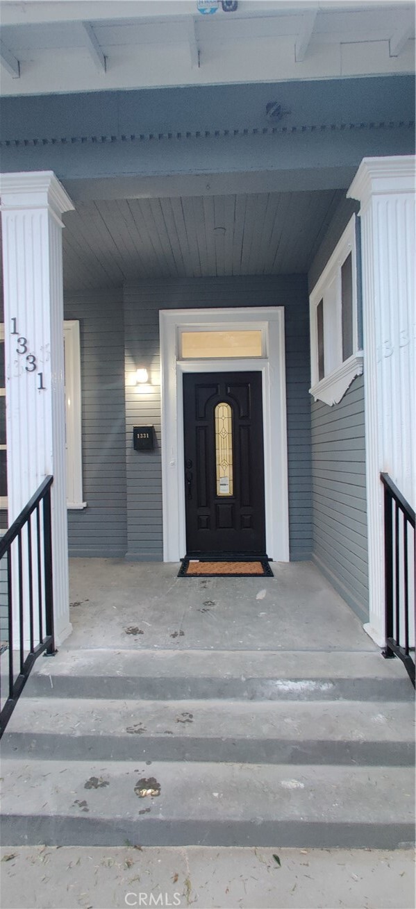Primary Photo - 1331 S Park Ave