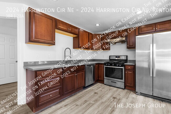 Building Photo - 2024 Harrington Cir NE