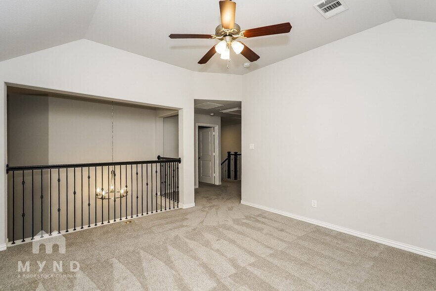 Building Photo - 120 Knight of Realm Blvd