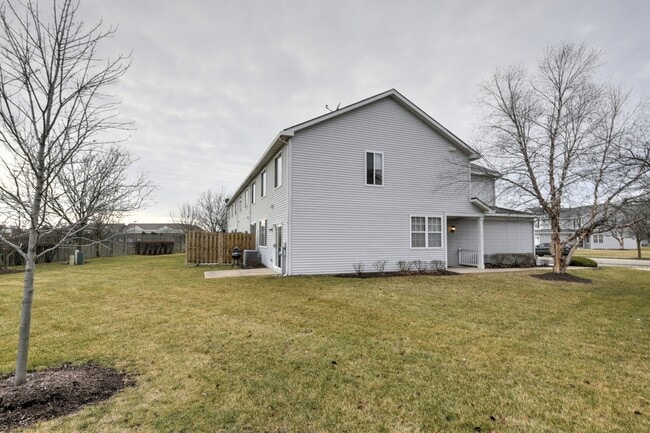 Building Photo - 1807 S Wentworth Cir