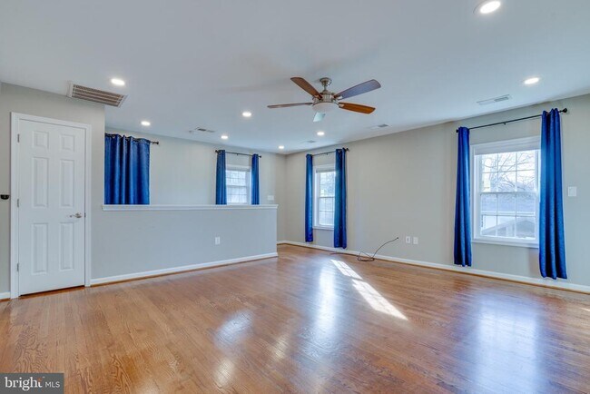 Building Photo - 1206 Riggs Ct