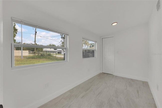 Building Photo - 1121 Illinois Ave