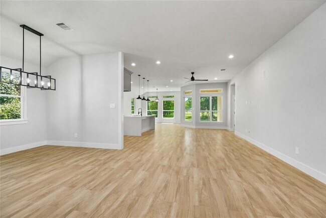 Building Photo - 14203 Sandalfoot St