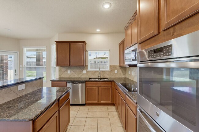 Building Photo - 9701 Raeburn Court