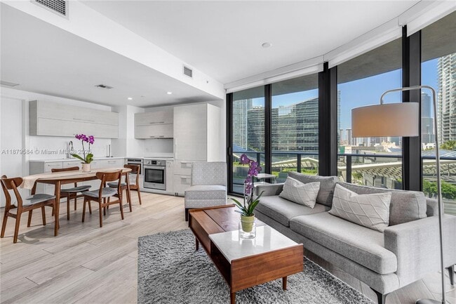 Building Photo - 45 SW 9th St