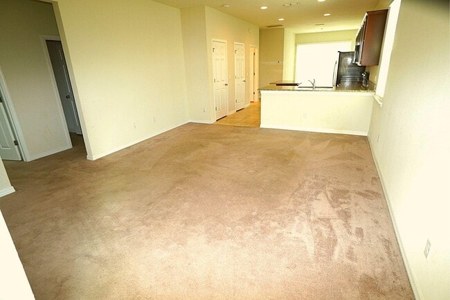 Building Photo - 17520 Butterfly Pea Ct