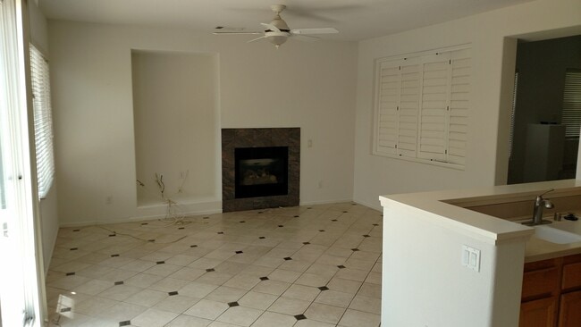 Building Photo - Amazing 4 bedroom home in gated community near highly rated schools and beach