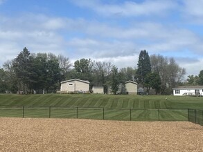 Building Photo - 464 Cimarron