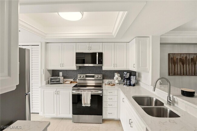 Building Photo - 7300 Glenmoor Ln