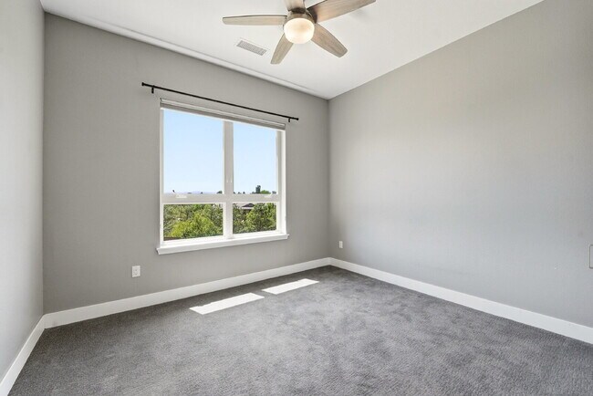 Building Photo - $3,045.95, 2 Beds - 2 Bath, Condo in Denver with Unobstructed Mountain Views!