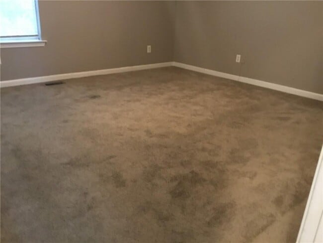 Building Photo - 318 Bakers Bridge Cir