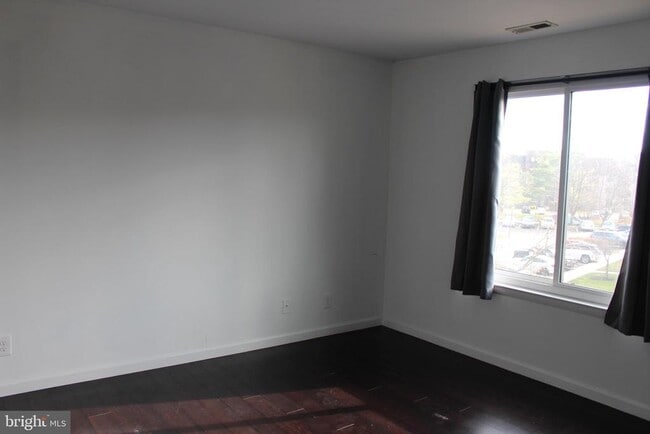 Building Photo - 2614C Auburn Ct